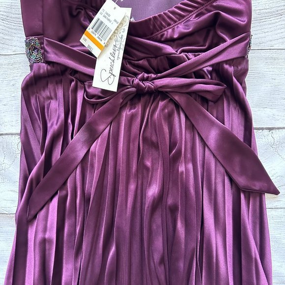 NEW! SPEECHLESS Juniors Dark Purple Sequin Formal Halter Dress Juniors Small NWT - Picture 4 of 8